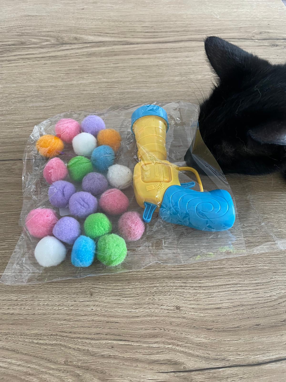 Lanceur de balles en peluche pour chat Coeur de Chat